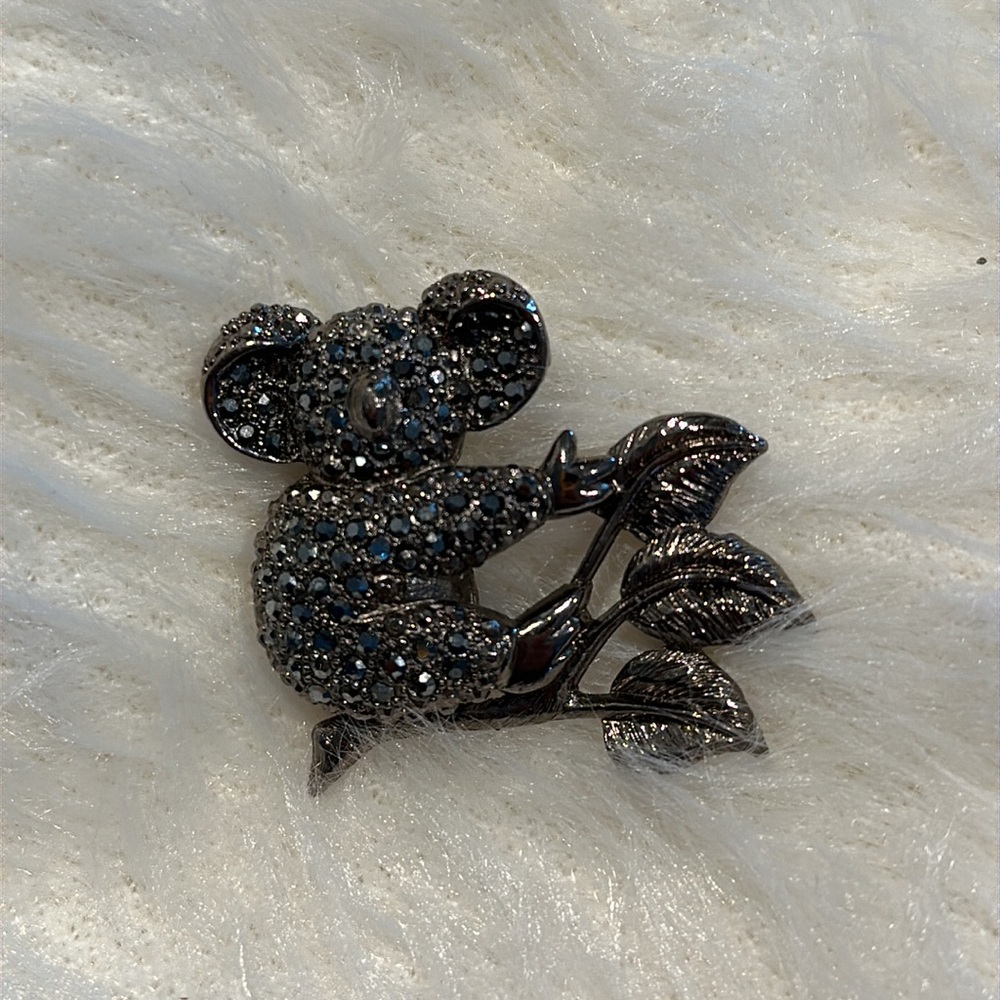 Women’s‎ Charcoal Rhinestone embellished brooch